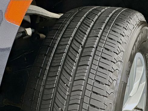 Used 2022 Chevrolet Tahoe LS w/ Driver Alert Package image 47