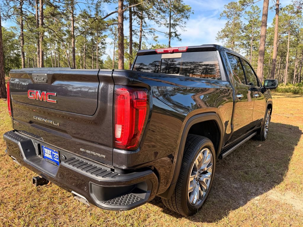 Used 2022 GMC Sierra 1500 Denali w/ Denali Reserve Package AWD/4WD image 11