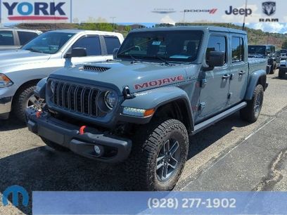 Used 2025 Jeep Gladiator Mojave