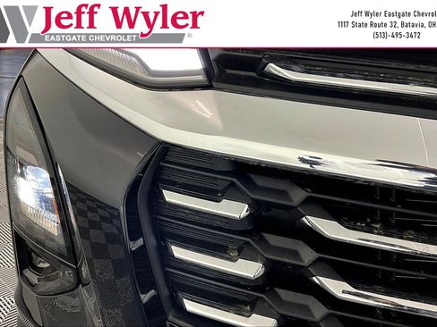 New 2026 Chevrolet Equinox LT w/ Convenience Package II FWD image 8