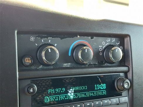 Used 2024 GMC Savana 2500 w/ Driver Convenience Package image 18