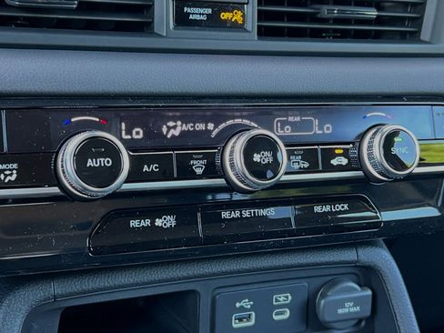 New 2025 Honda Pilot EX-L image 19