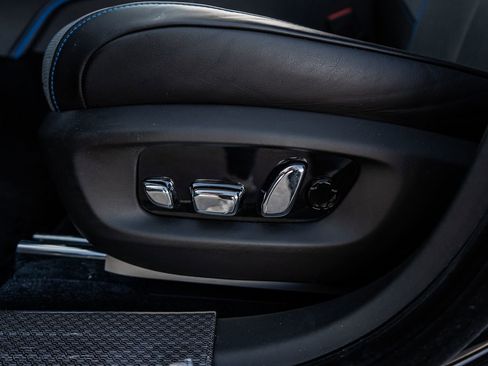 Used 2025 Rolls-Royce Ghost Black Badge image 28