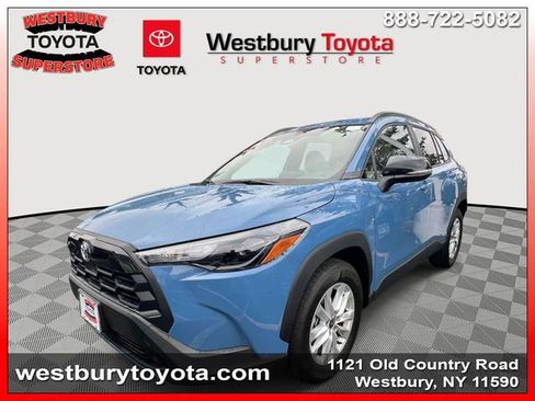 Used 2026 Toyota Corolla Cross LE w/ Cold Weather Package AWD/4WD image 3