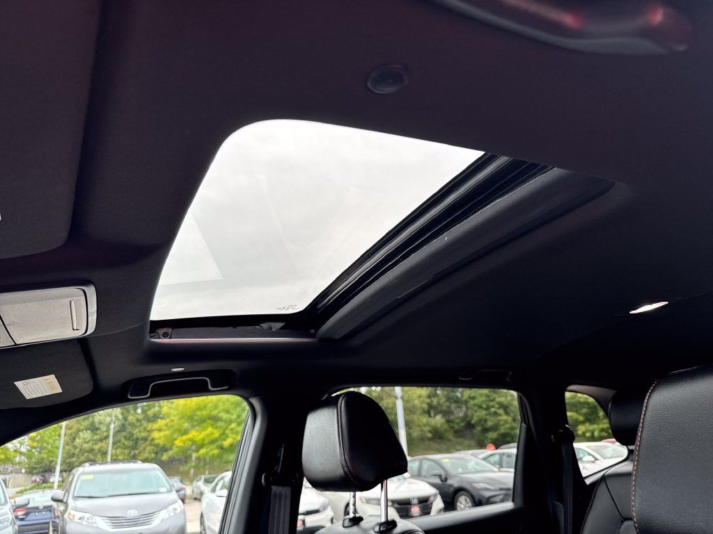 Used 2025 Honda CR-V Sport-L image 17
