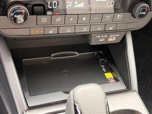 New 2026 Subaru Outback Limited AWD/4WD image 25