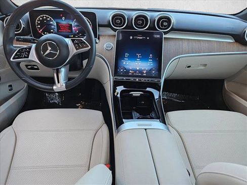 Used 2024 Mercedes-Benz C 300 4MATIC Sedan image 17
