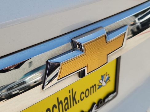 Certified 2019 Chevrolet Traverse LT FWD image 16