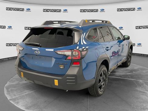 Certified 2025 Subaru Outback Wilderness AWD/4WD image 7