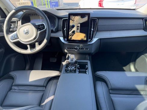 New 2026 Volvo XC90 B6 Ultra w/ Protection Package image 6