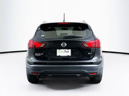 Used 2017 Nissan Rogue Sport SV w/ SV All-Weather Package FWD image 7