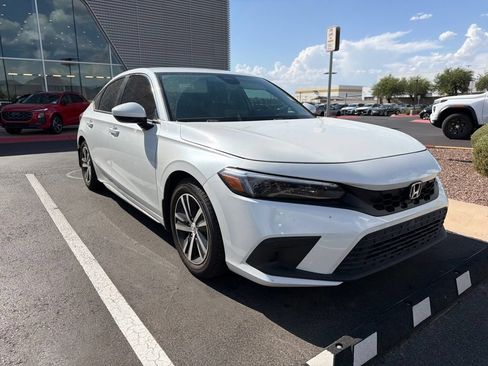 Used 2024 Honda Civic LX image 3