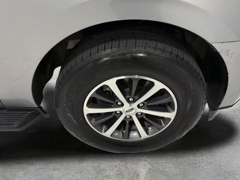 Used 2021 Ford Expedition XLT RWD image 26