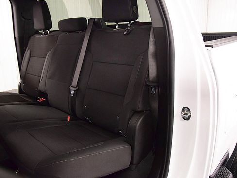 Used 2024 Chevrolet Silverado 2500 LT image 32