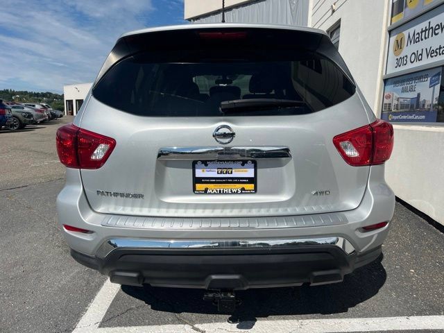 Used 2018 Nissan Pathfinder S AWD/4WD image 4