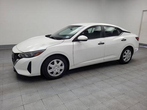 Used 2024 Nissan Sentra S FWD image 2