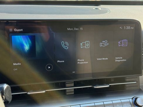 Used 2025 Hyundai Kona SEL image 21