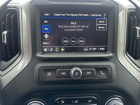 Used 2024 Chevrolet Silverado 2500 Custom w/ Custom Value Package image 20