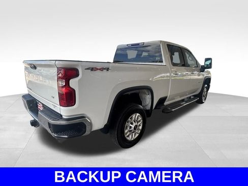 Used 2024 Chevrolet Silverado 2500 LT image 4
