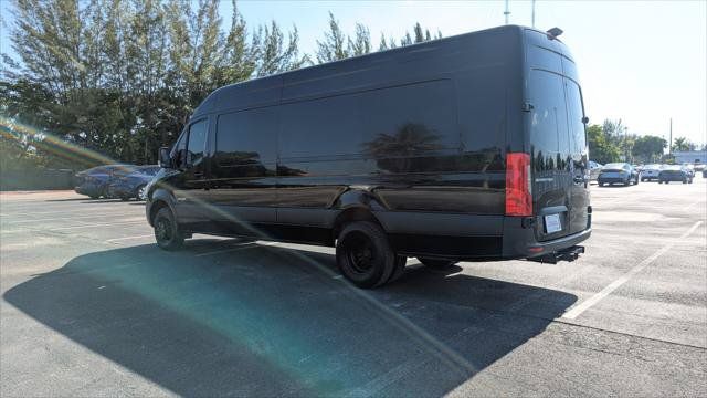 Used 2022 Mercedes-Benz Sprinter 3500 image 6
