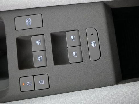 Used 2023 Hyundai Ioniq 6 SEL image 17