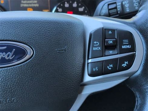 Used 2022 Ford Explorer Limited w/ Equipment Group 301A image 25