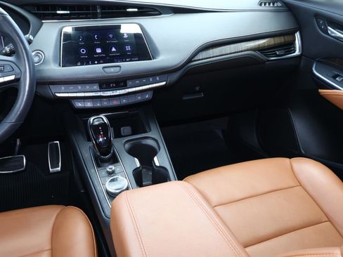 Used 2023 Cadillac XT4 Sport FWD image 17