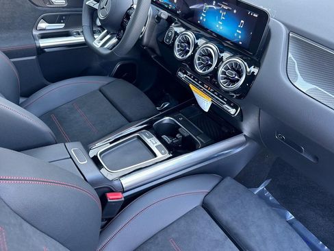 New 2026 Mercedes-Benz GLA 35 AMG 4MATIC image 28