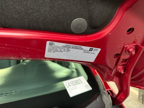 Used 2020 Chevrolet Bolt LT image 17