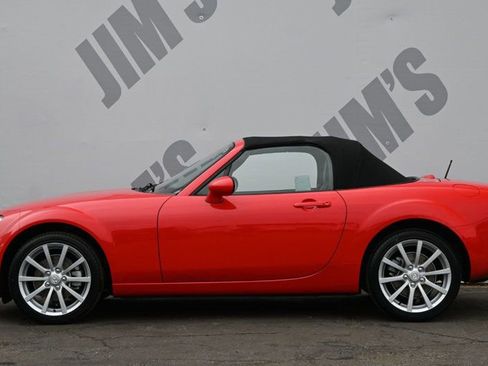 Used 2006 MAZDA MX-5 Miata Grand Touring w/ Premium Pkg RWD image 6
