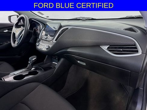 Used 2023 Chevrolet Malibu LT FWD image 31