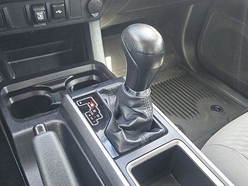 Used 2023 Toyota Tacoma SR5 w/ Technology Package image 15