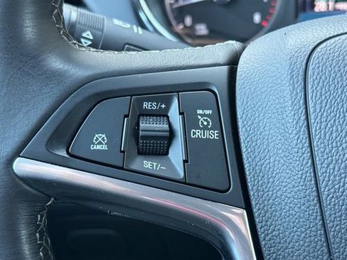 Used 2022 Buick Encore Preferred w/ Safety Package AWD/4WD image 36