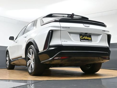 Used 2024 Cadillac Lyriq Tech RWD image 44