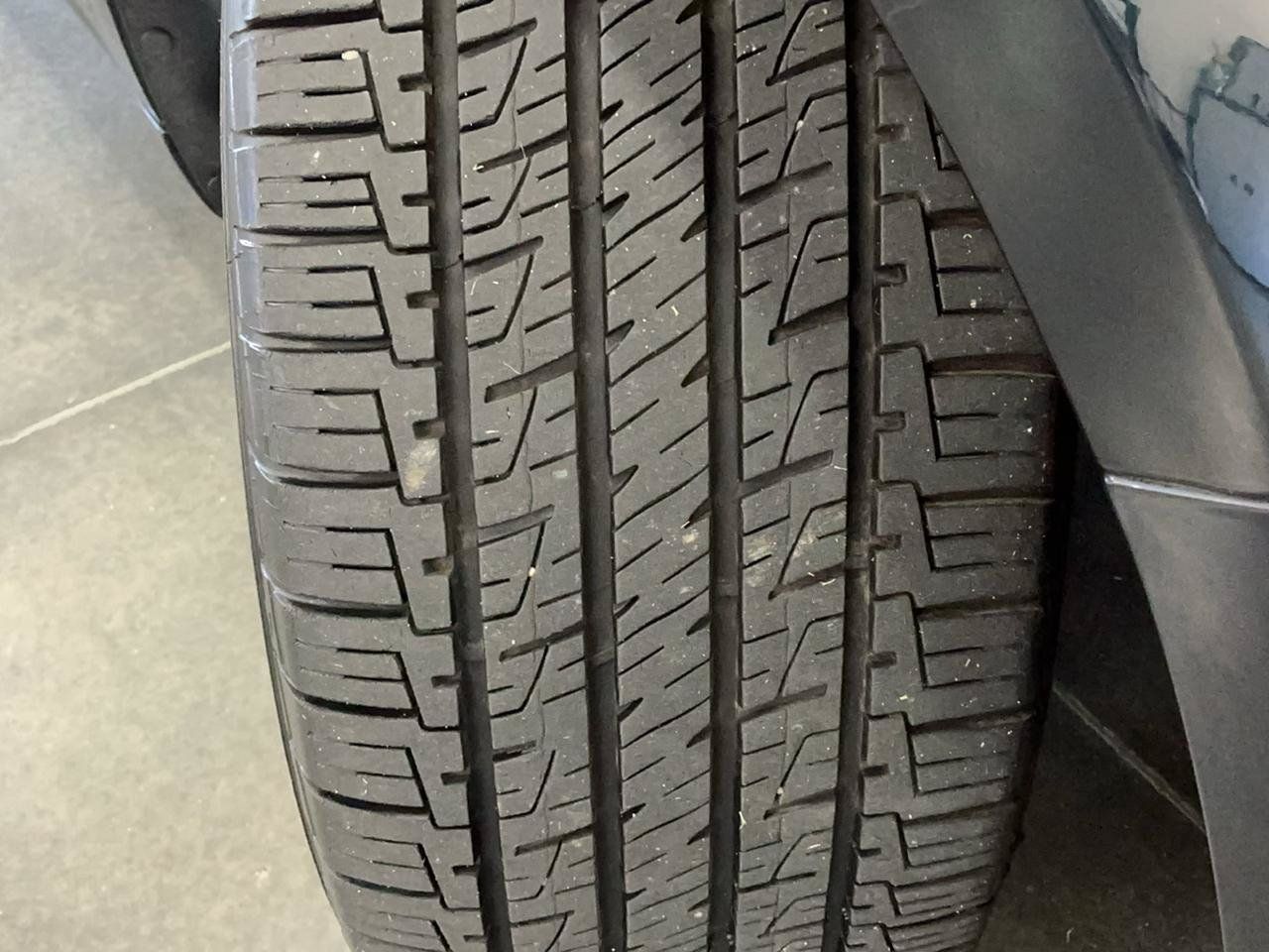 Used 2020 Ford Fusion SE FWD image 24