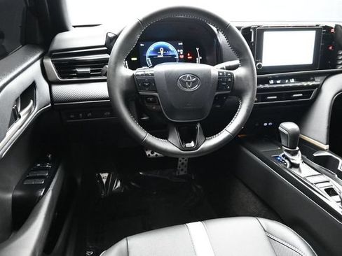Used 2025 Toyota Camry SE w/ Multimedia Upgrade Package FWD image 16
