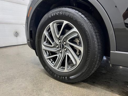 Used 2023 Lincoln Aviator AWD image 12