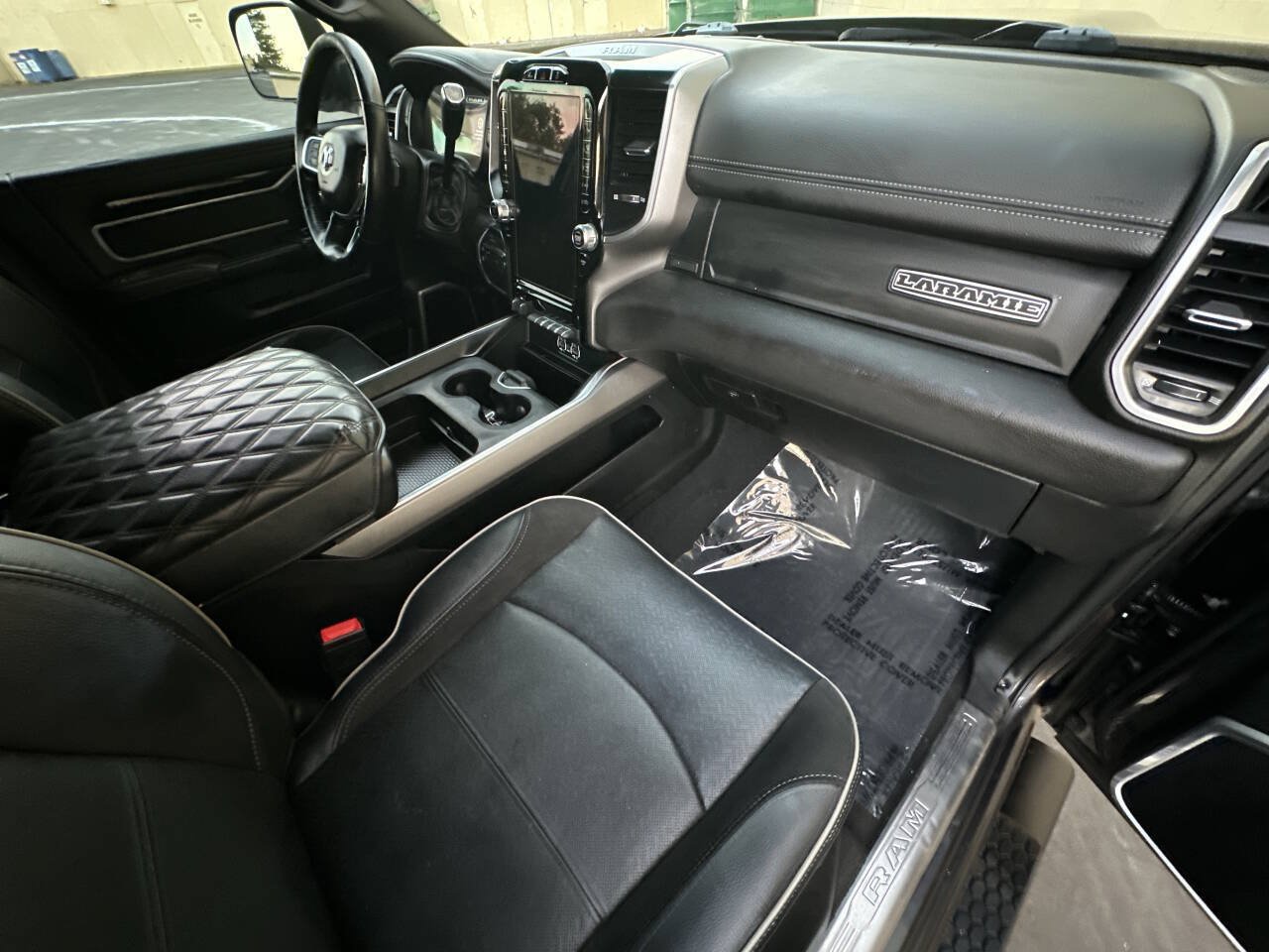 Used 2020 RAM 2500 Laramie w/ Night Edition AWD/4WD image 12
