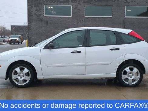 Used 2007 Ford Focus S image 2