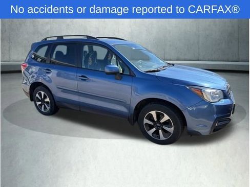 Used 2018 Subaru Forester 2.5i Premium w/ All-Weather Package AWD/4WD image 2