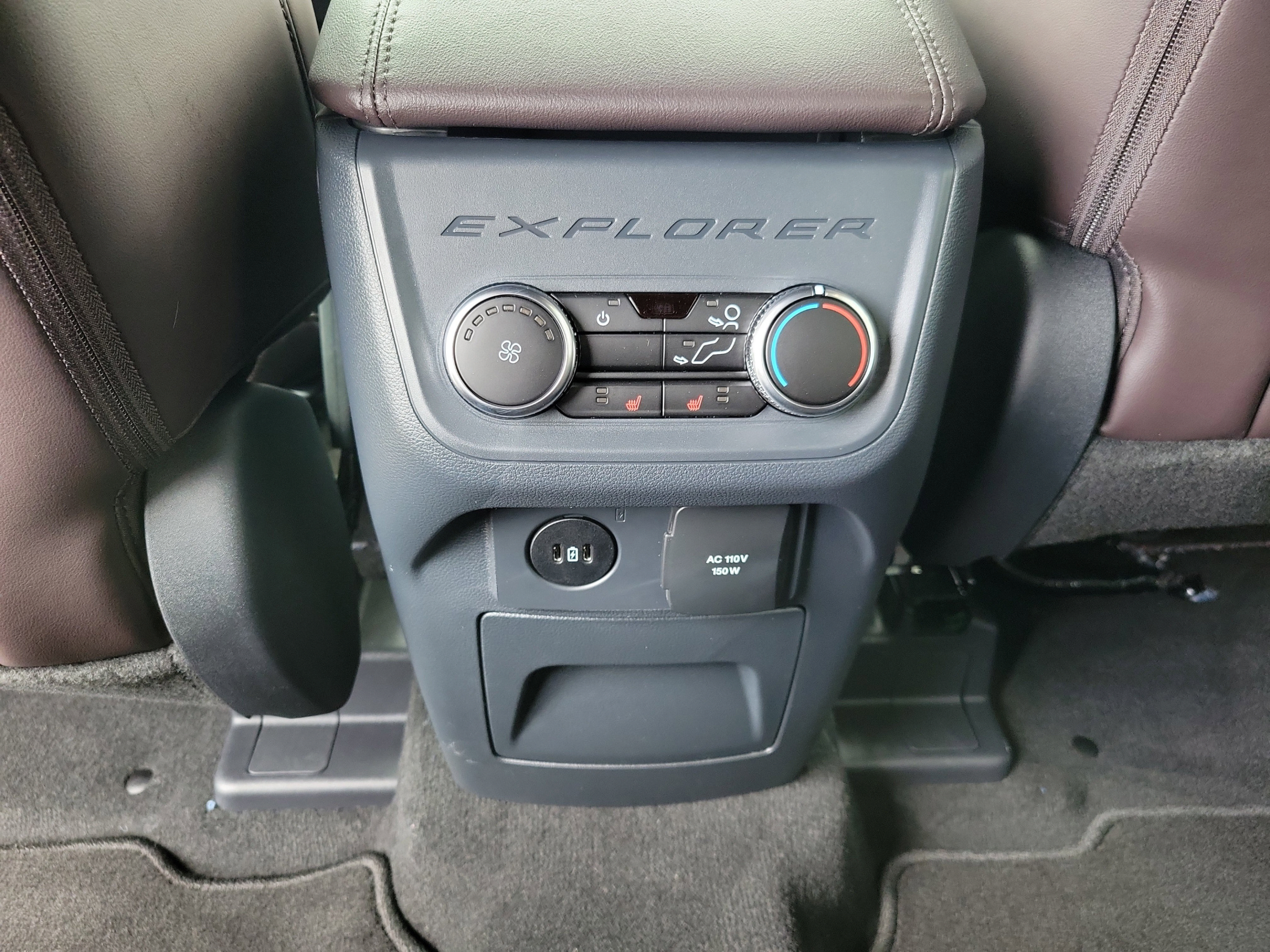 New 2026 Ford Explorer Platinum RWD image 15