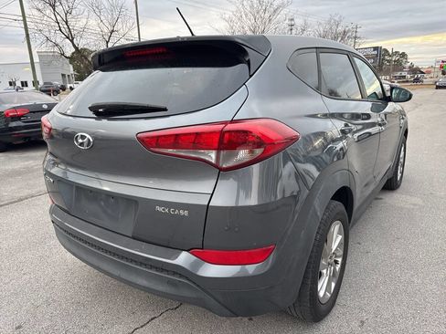 Used 2018 Hyundai Tucson SE image 6