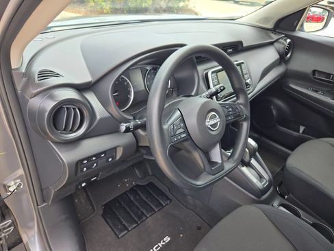Certified 2025 Nissan Kicks Play S FWD image 10