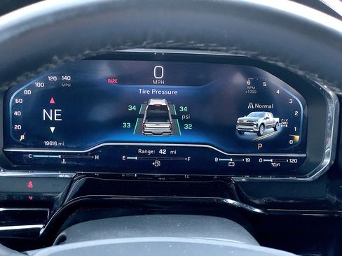 Used 2023 Chevrolet Silverado 1500 RST w/ Convenience Package II image 24