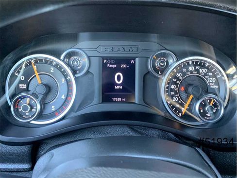 Used 2022 RAM 3500 Tradesman image 25