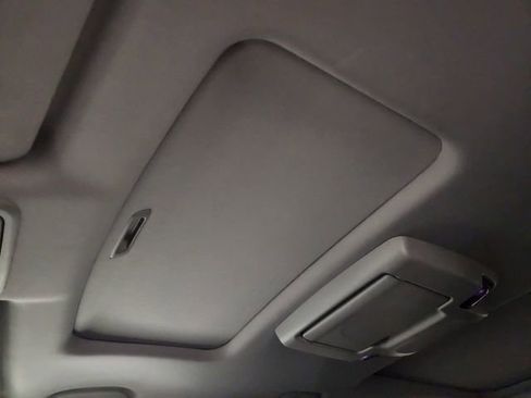 Used 2019 Honda Pilot Touring image 24