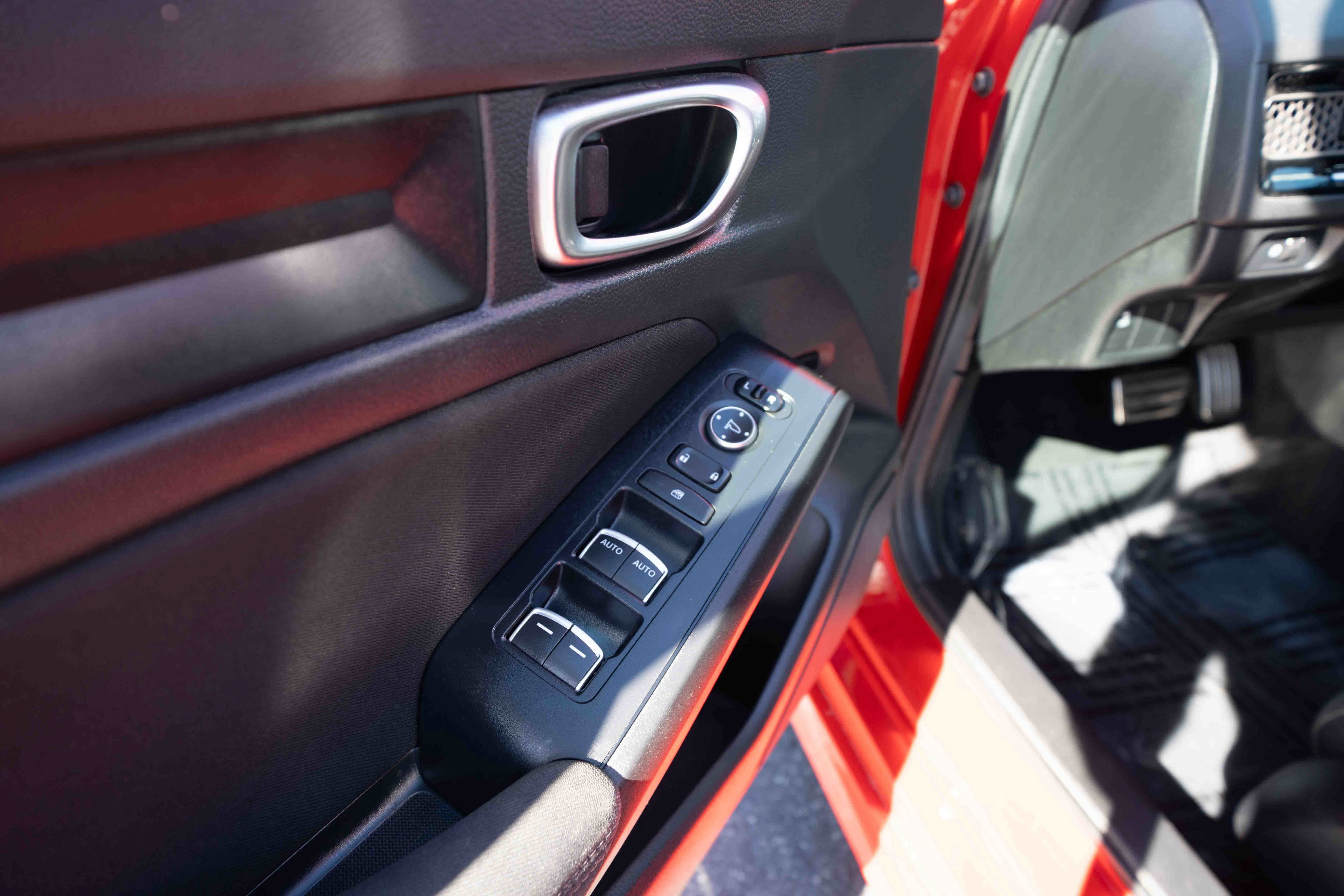 Used 2025 Honda Civic Sport image 7