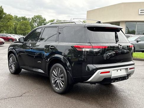 Certified 2023 Nissan Pathfinder SL w/ SL Premium Package AWD/4WD image 4