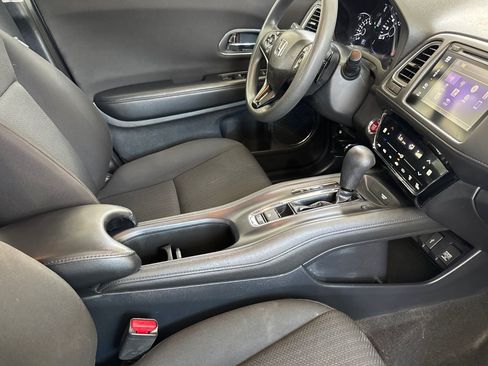 Used 2018 Honda HR-V EX image 20