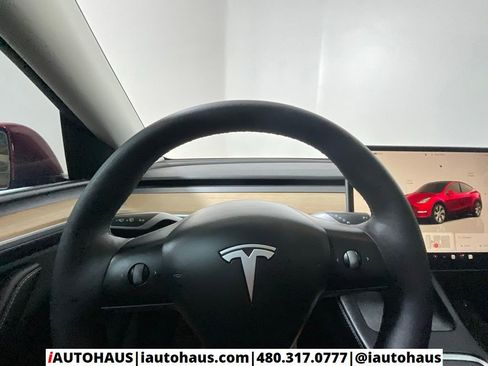Used 2024 Tesla Model Y Long Range AWD/4WD image 23